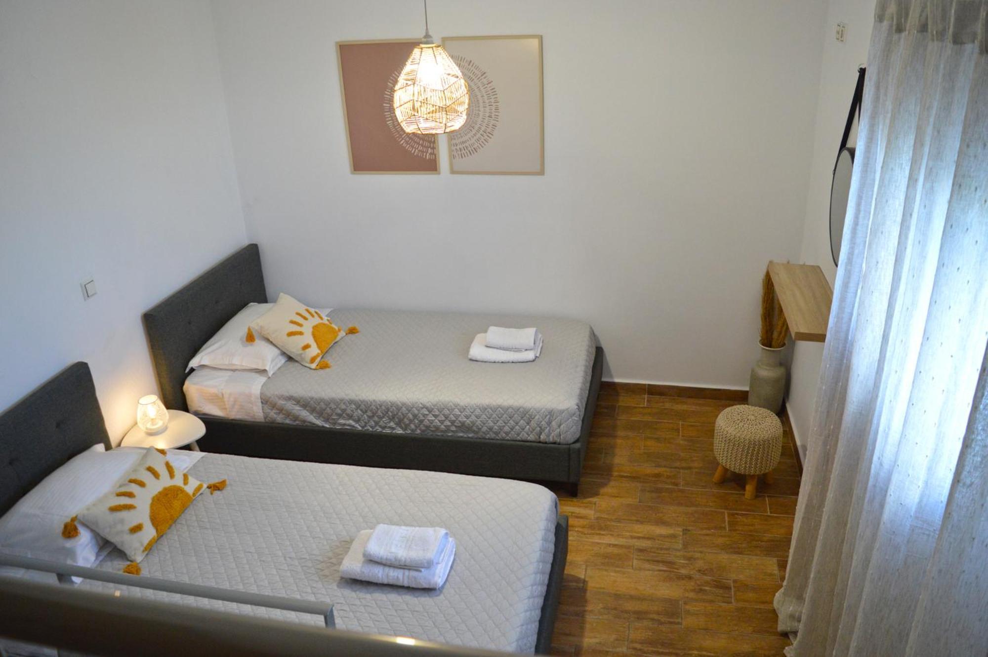 Sunshine House Daire Ermoupoli Dış mekan fotoğraf