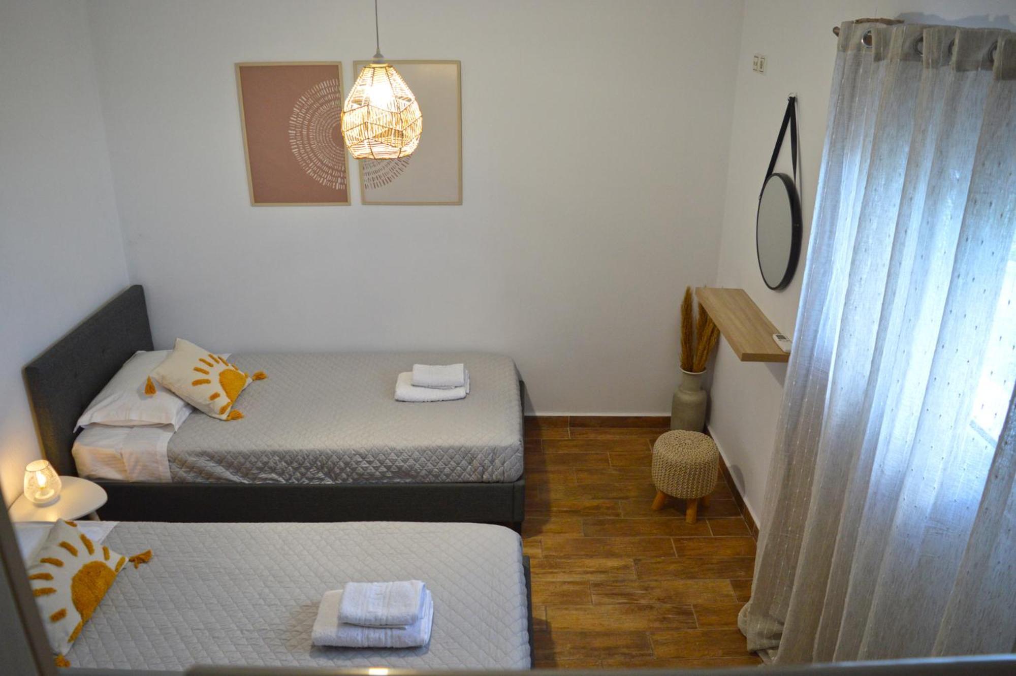 Sunshine House Daire Ermoupoli Dış mekan fotoğraf